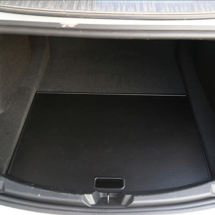 Стіл в авто Tesla model Y Тесла модель У