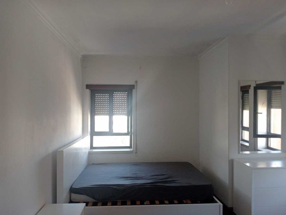 Arrendo apartamento T3 Próximo da estação do entroncamento.