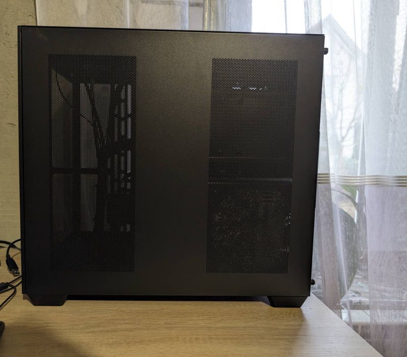 Корпус Frontier IGLOO