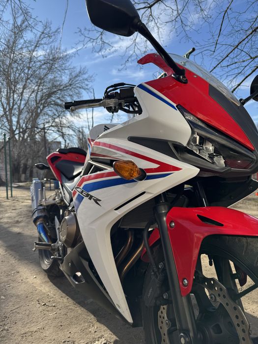 Хонда СBR     400