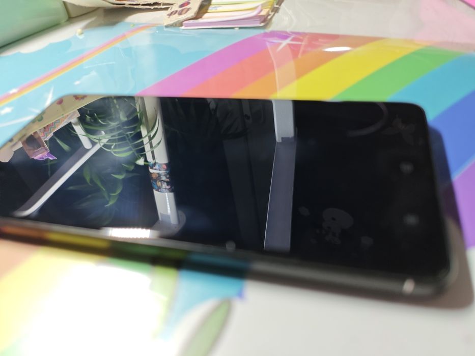 Redmi note 4 stan idealny, zawsze z szybką i zawsze w pokrowcu. W pełn