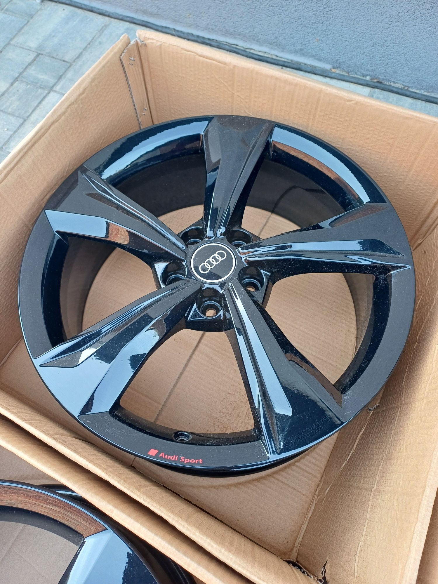 Felgi Audi Q5 19 cali