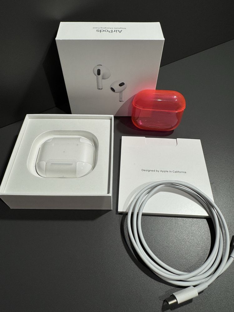 Навушники AirPods 3 generation with MagSafe Charging Case Оригінал