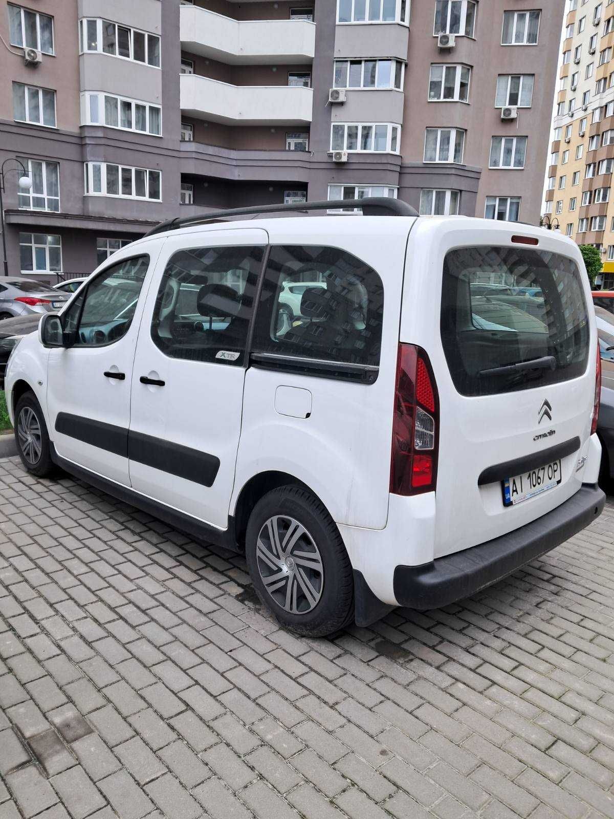 Citroen Berlingo 1,6 дизель, 2013р.в. в нормальному стані.