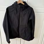 [jak nowy]damski czarny SOFTSHELL 4F rozm. M/38
