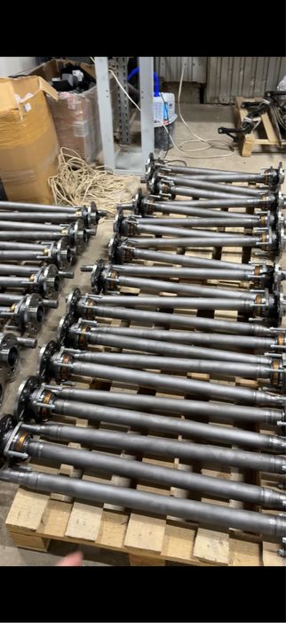 Піввісь полуось спрінтер Sprinter тонка товста засверлена W906 W907