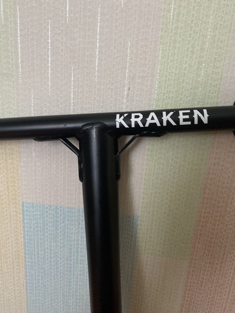 Трюковий самокат best scooter kraken