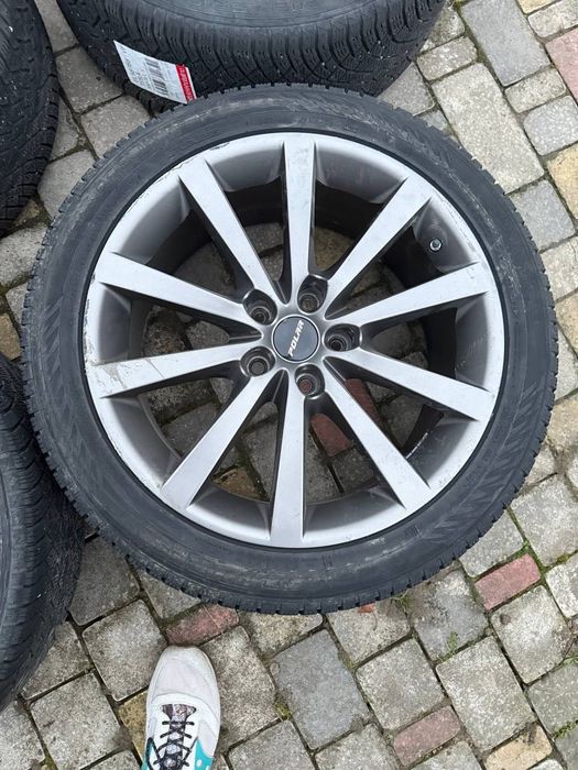 Продам диски з зимовою резиною Tesla Model S 5/120