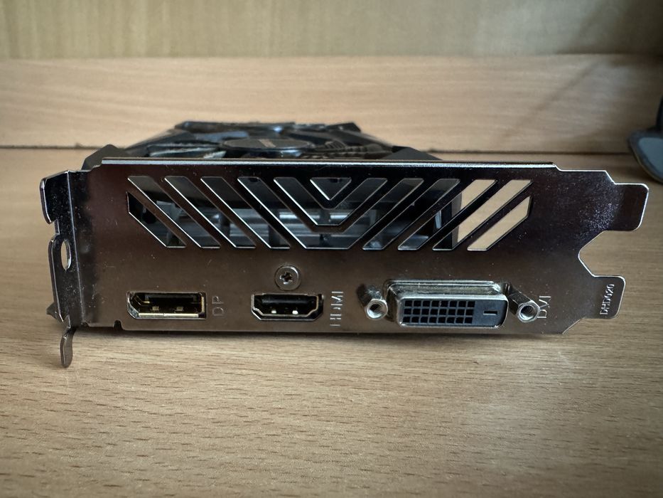 Відеокарта Gigabyte GTX 1650 4GB GDDR6