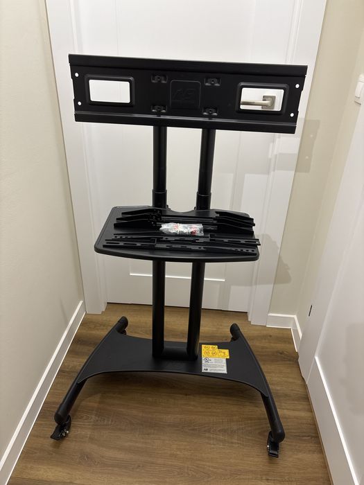 Sprzedam stojak mobilny do TV lub monitora