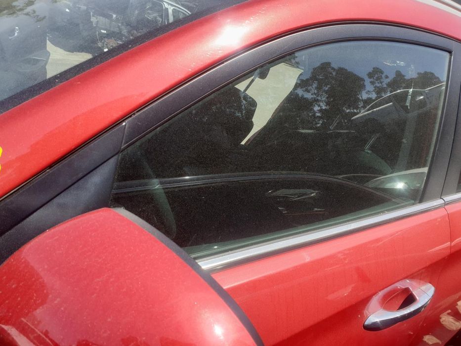 Vidro porta frente esquerda HYUNDAI Tucson (TL)