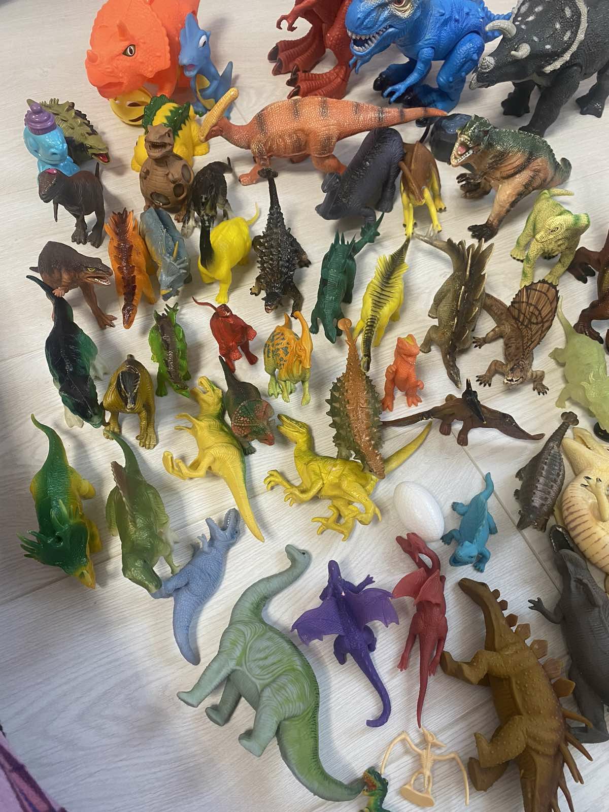 Колекція динозаврів інтерактивні резинові пластикові лего фігурки