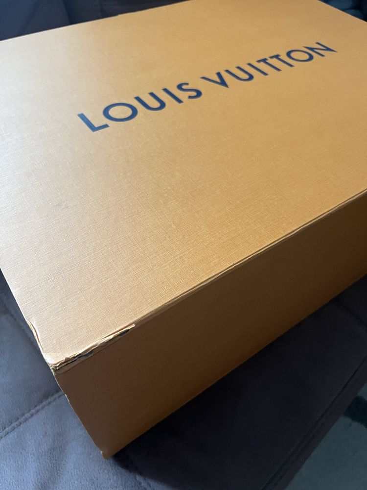 Коробка LOUIS VUITTON упаковка велика коробка