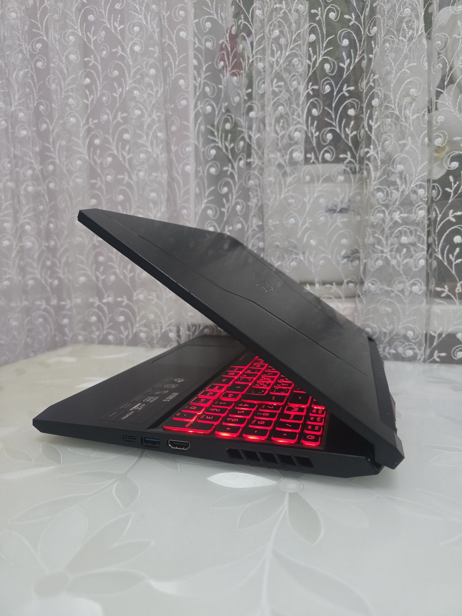 Acer Nitro 5/144Hz/i5-11400H×12CPU/RTX 3050/RAM:16GB/SSD:512GB