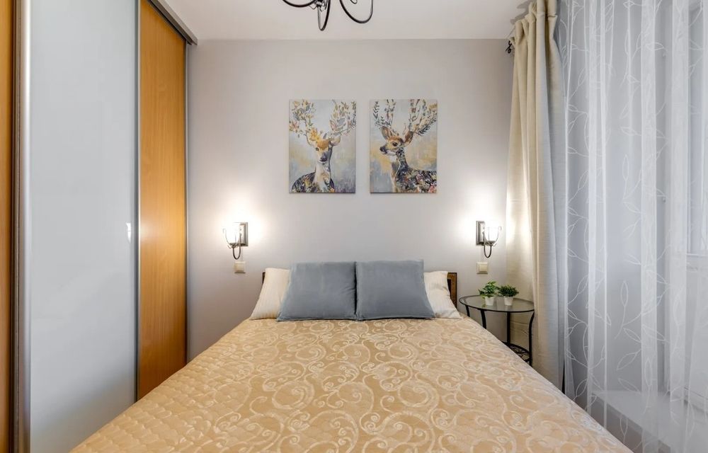 Личаківська Воєнний госпіталь,Чехова,Погодинно-Подобово