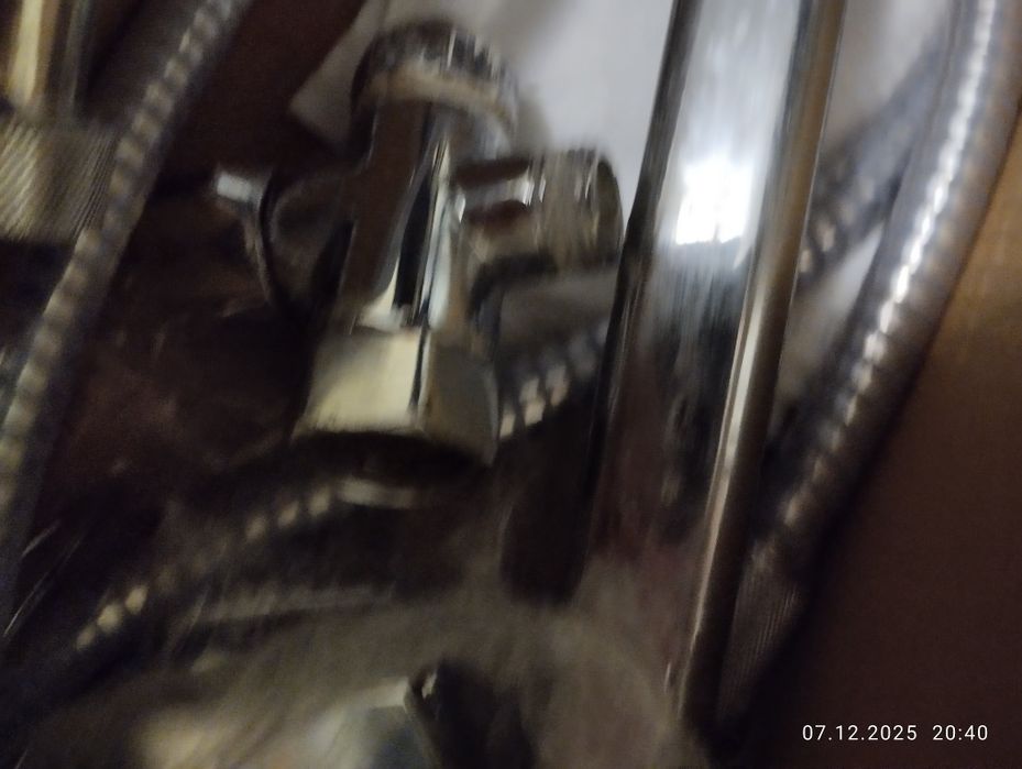 Продам кран в ванную