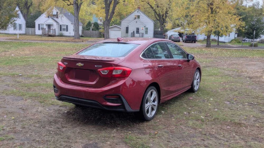 Chevrolet Cruze Premier Auto      2017
