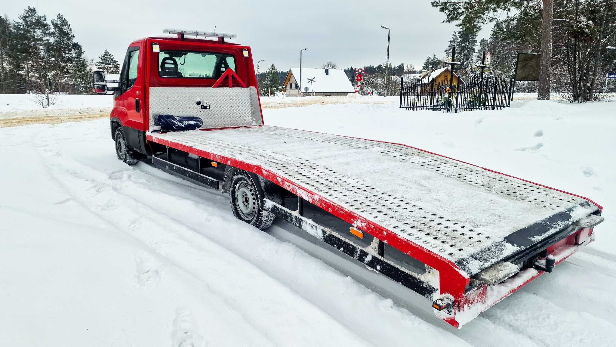 Autolaweta do wynajęcia. Laweta do wynajęcia. Iveco Daily