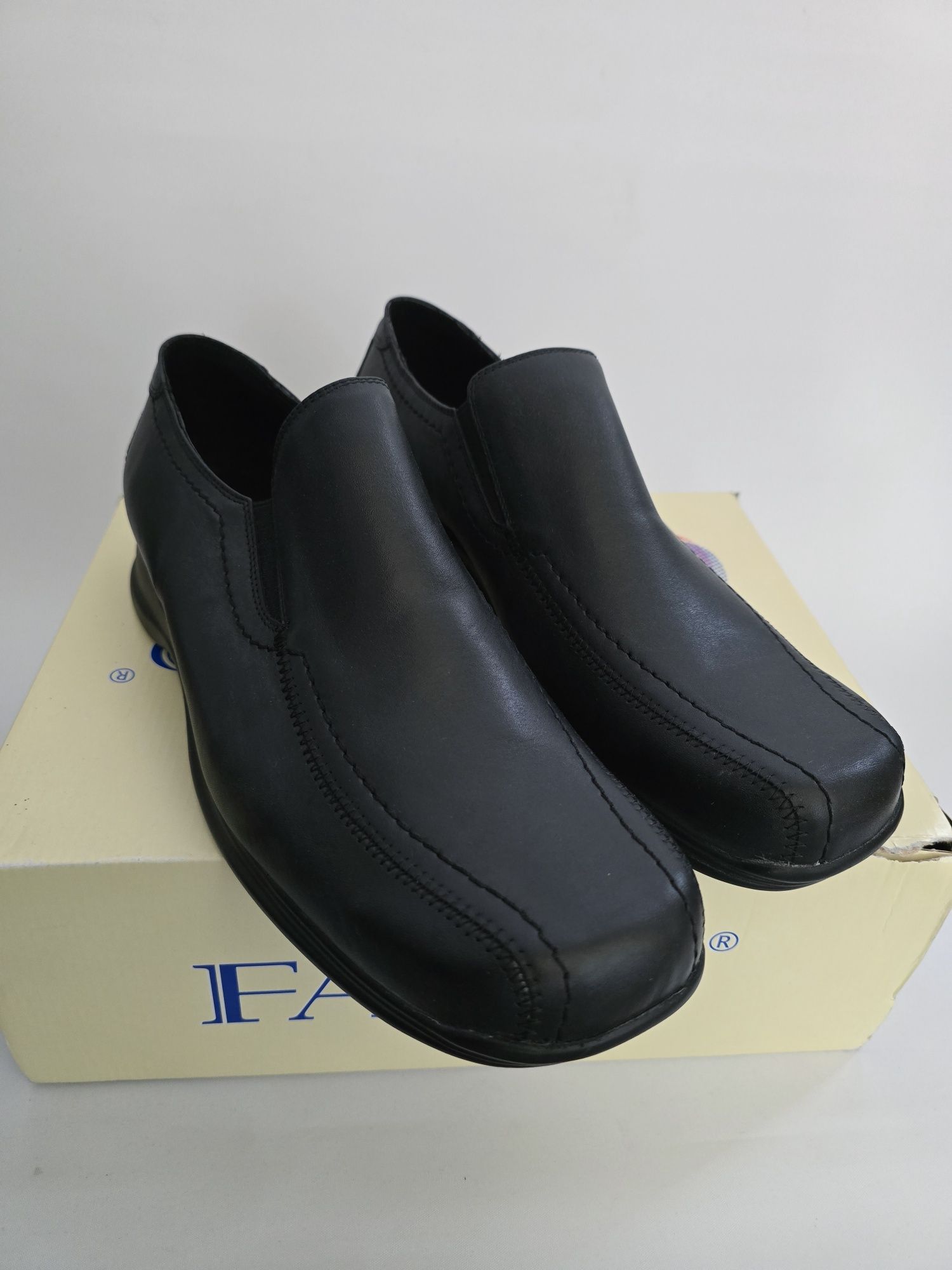 Nowe Fado buty wizytowe r.45/46