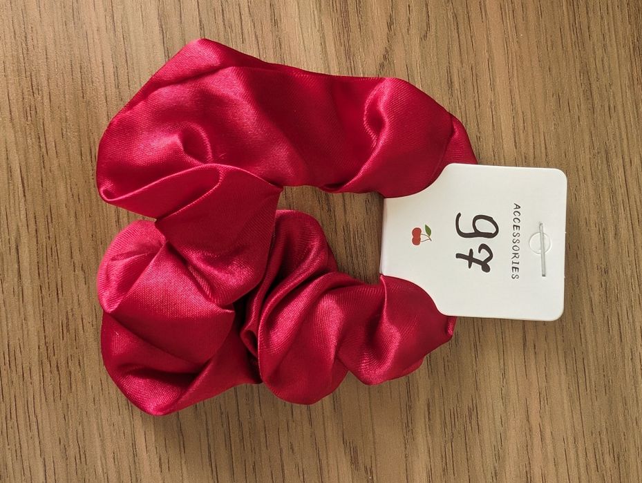 Nowa satynowa gumka do włosów scrunchie 97 akcesoria do włosów włosy