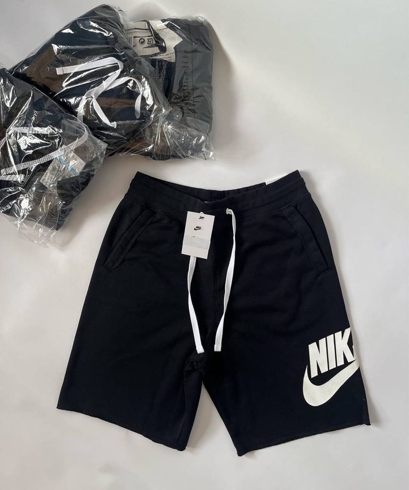 Шорти Nike бок лого/nike свуш/шорти найк