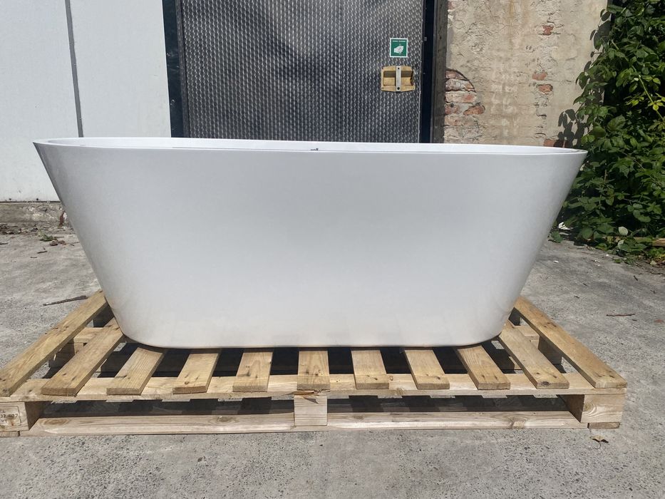 Wanna wolnostojąca 170x74cm NOWA syfon i korek klik klak w zestawie