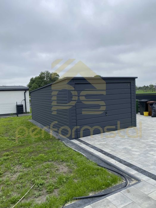 Garaże Blaszane . Konstrukcje Stalowe . Wiaty Śmietnikowe . Hale .