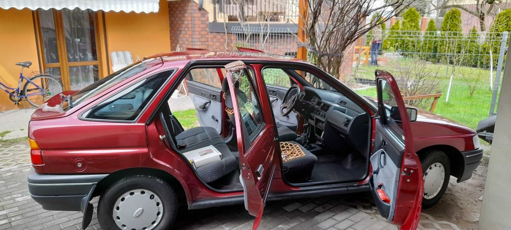 Ford Escort MK V 5 1992r. zabytek żółte tablice sprzedam
