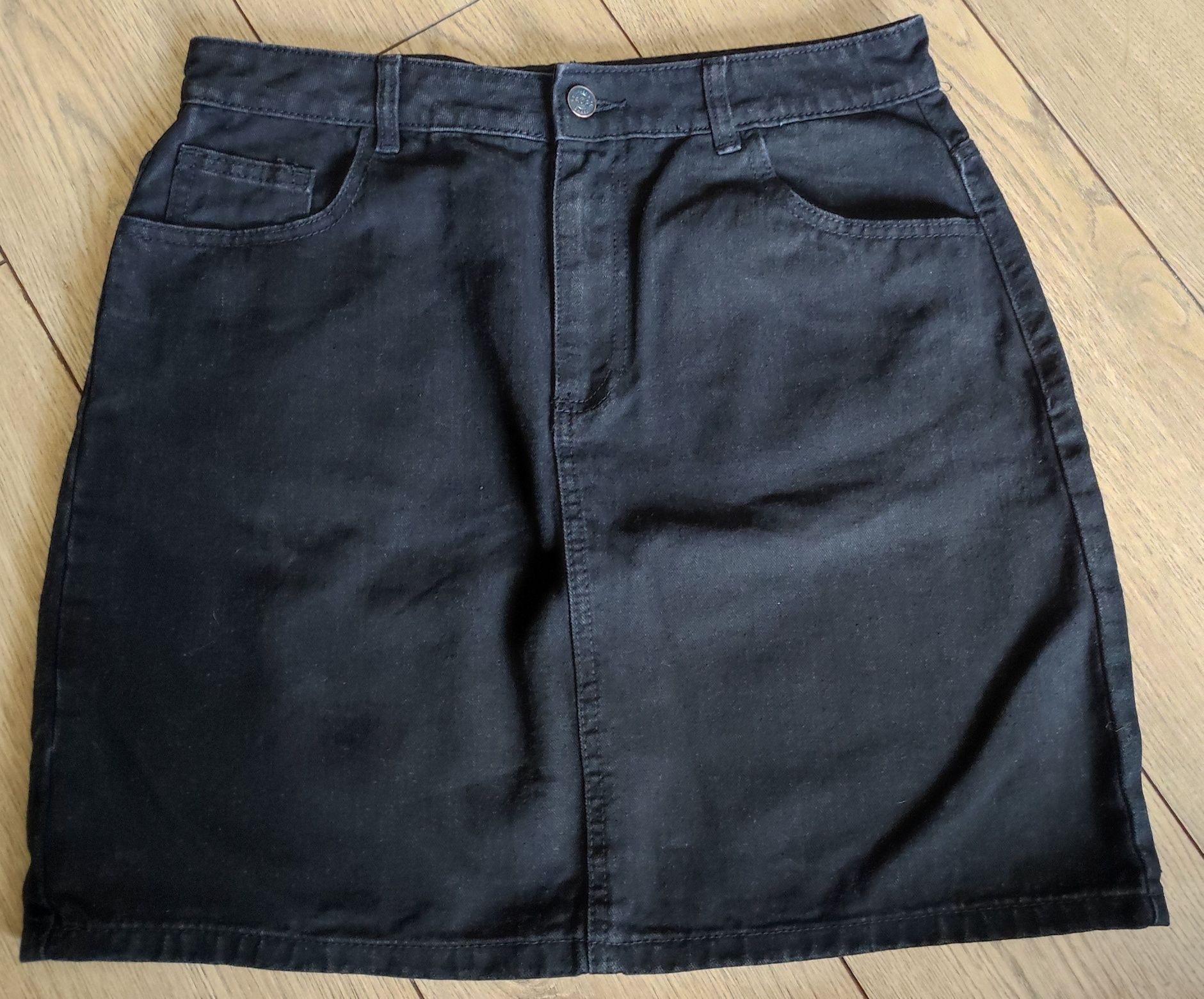 Czarna jeansowa spódnica Cropp XL 42
