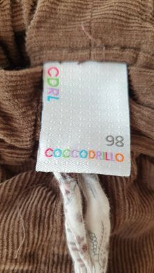 Spodnie sztruksowe dla dziewczynki Coccodrillo rozmiar 98 stan bdb