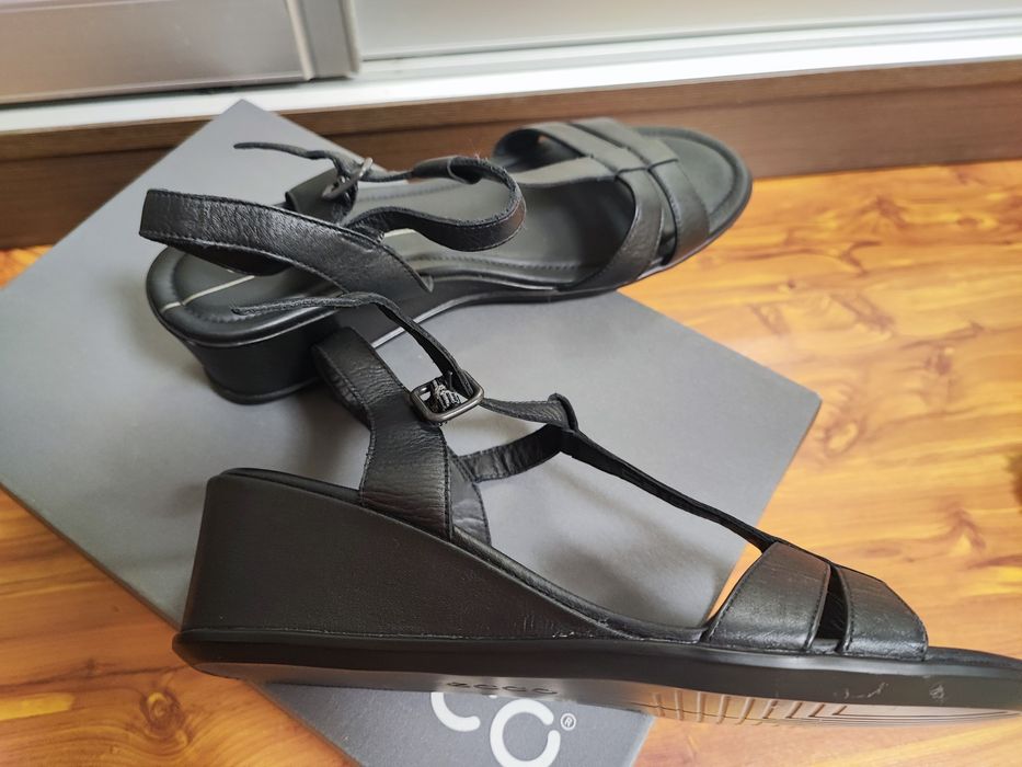 Босоніжки  ECCO р.39