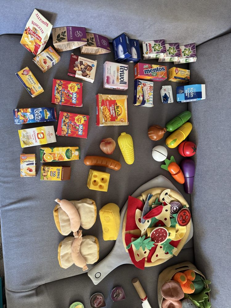 Kuchnia Smoby Tefal z gotującym garnkiem, sprawna oraz masa warzyw itp