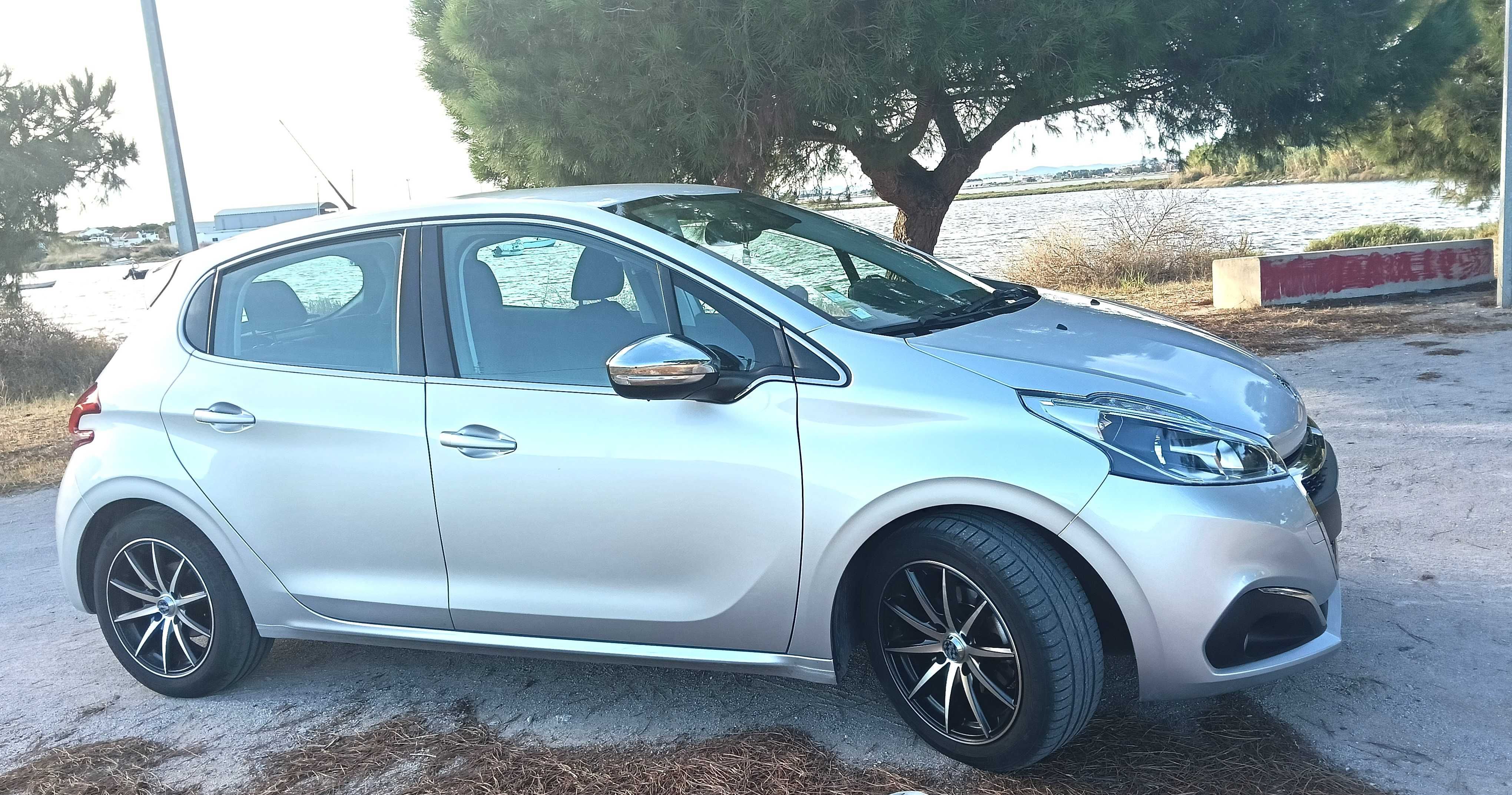 Peugeot 208 1.6 Blue HDi Allure – diesel económico