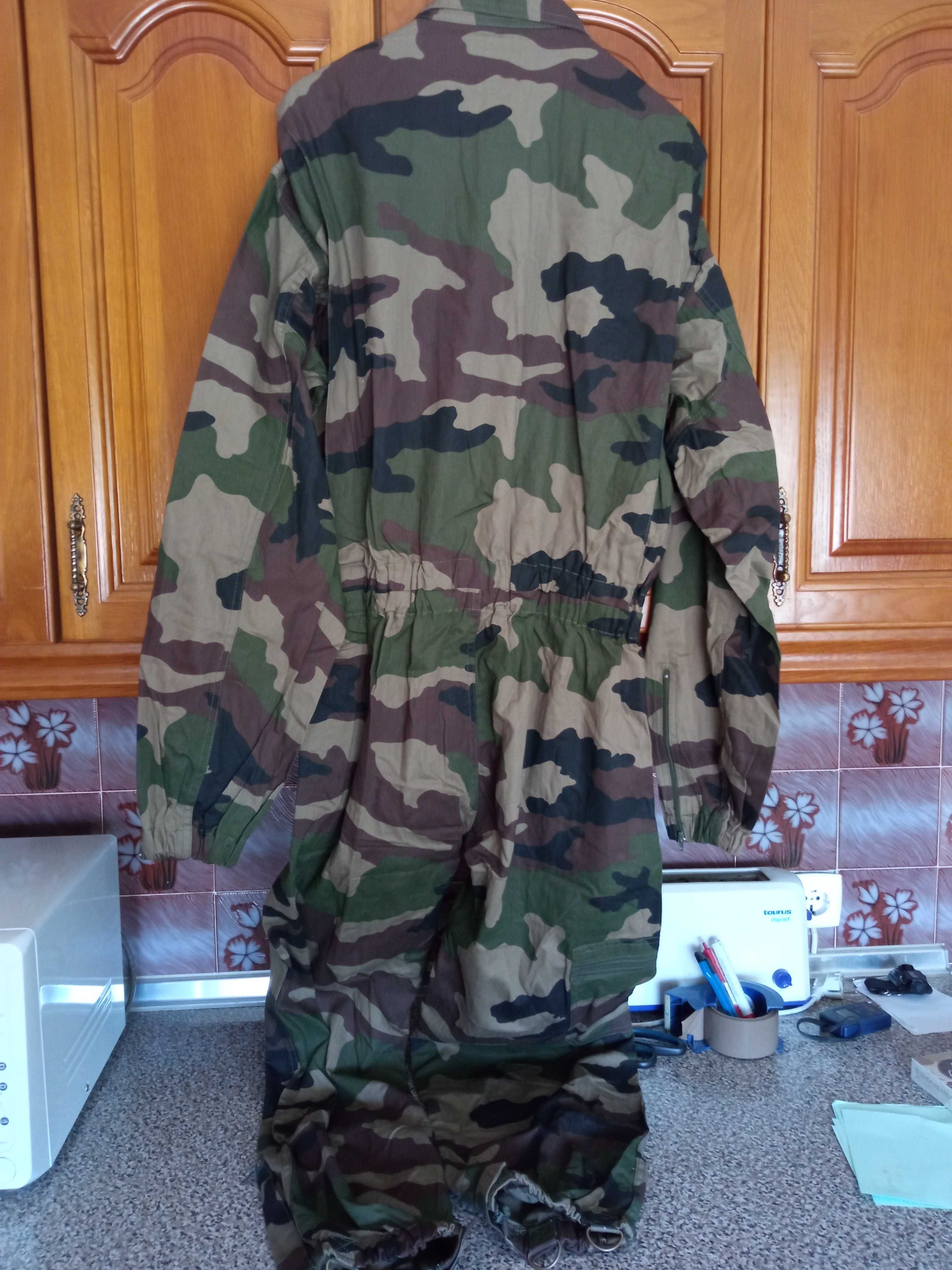 Fato macaco camuflado militar Exército Francês CCE macacão