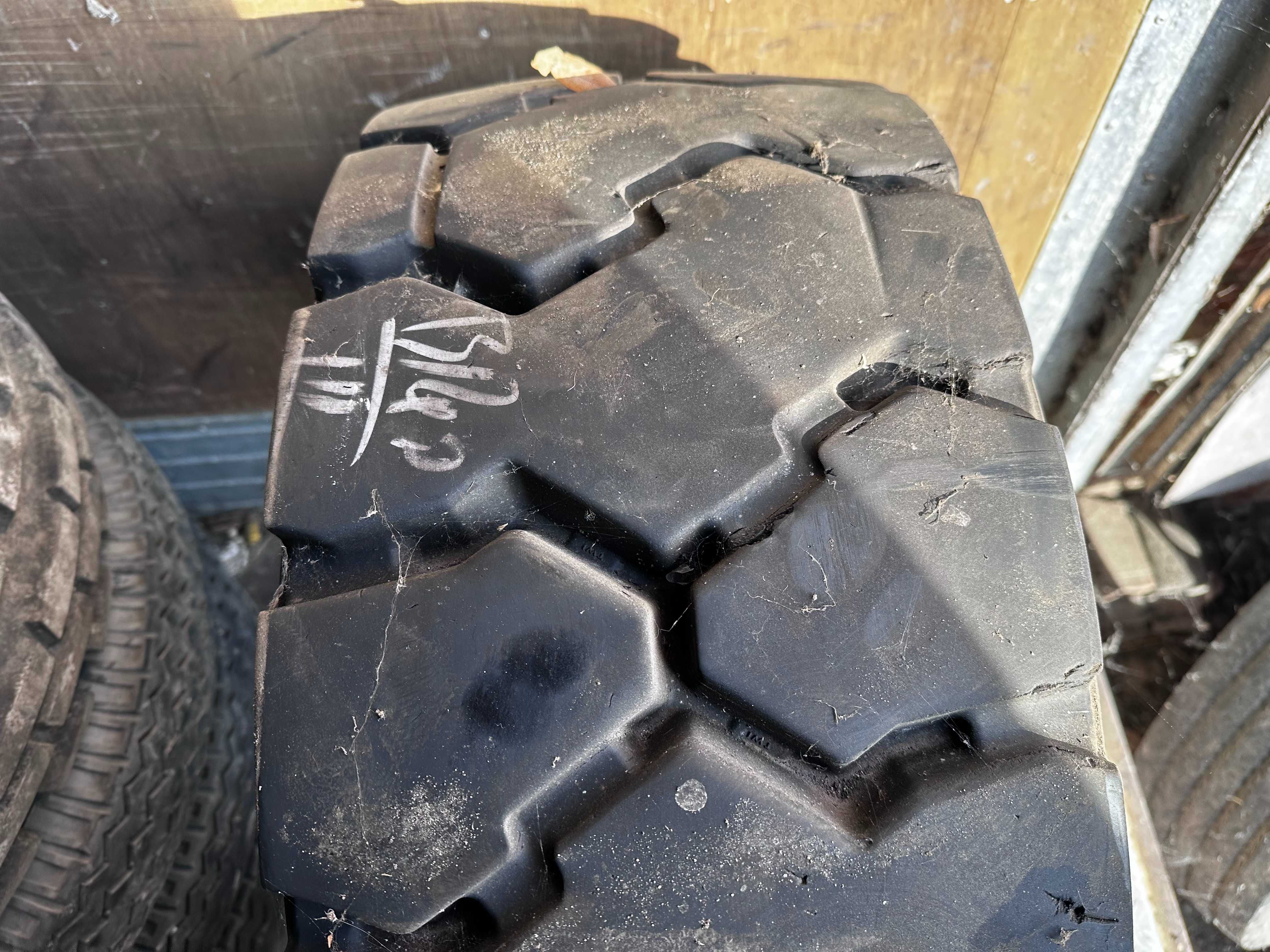OPONA 300R15 WIDLAK 300-15, 315/70R15, 315/70-15 Continental ContiRT20