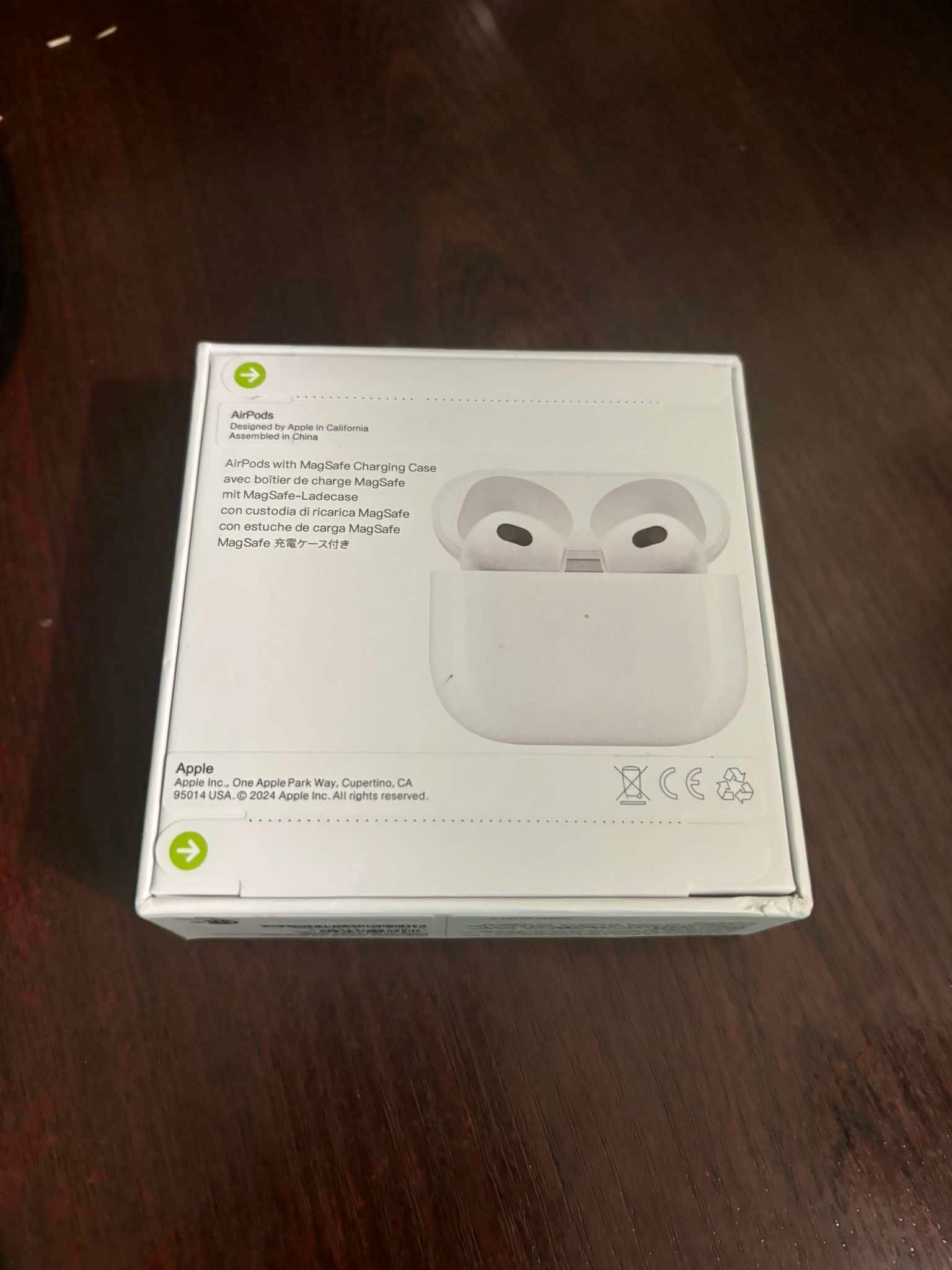 Słuchawki AirPods generacji 3
