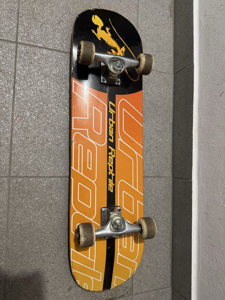 Deskorolka Urban Reptile-ABEC5