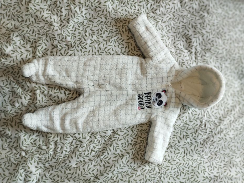 Kombinezon przejściowy Fisher-Price 68–74 | Stan bdb
