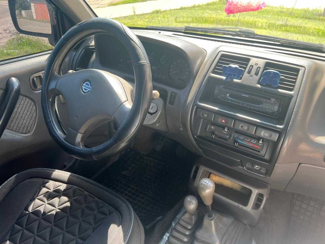 Nissan Terrano 2