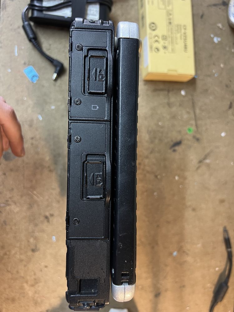 Panasonic cf 19 laptop tablet i5 ssd