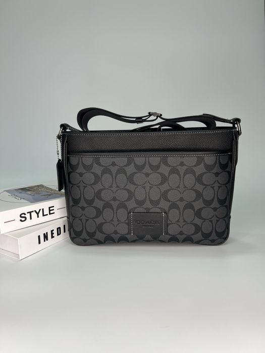 Чоловіча сумка Coach шкіряна