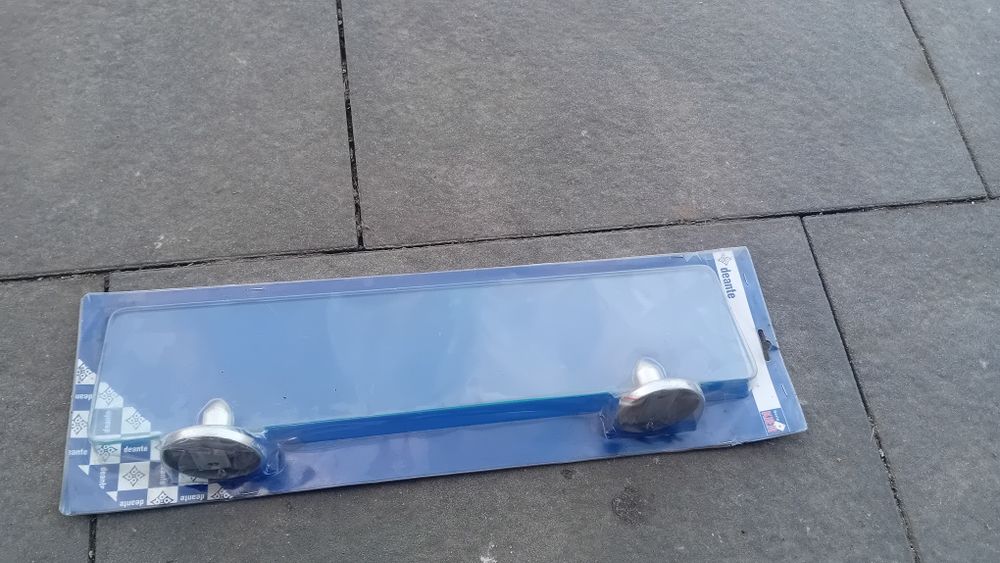 SPRZEDAM półka łazienkowa szklaną