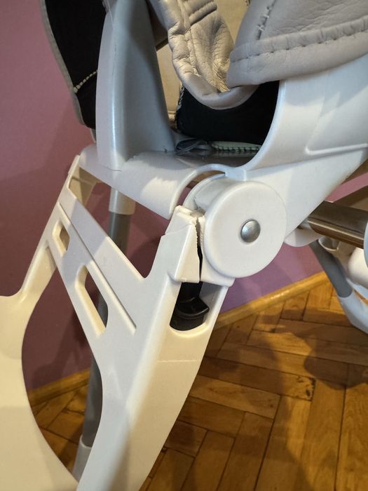 Krzesełko do karmienia Ricokids