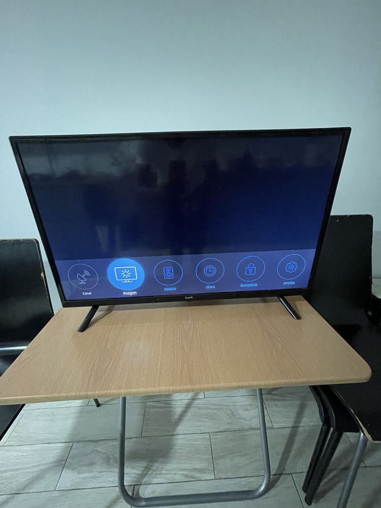 Vendo televisão