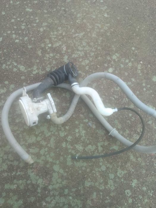 Патрубко, шланг, сервісний отвір пральної машини Gorenje Wa60065R