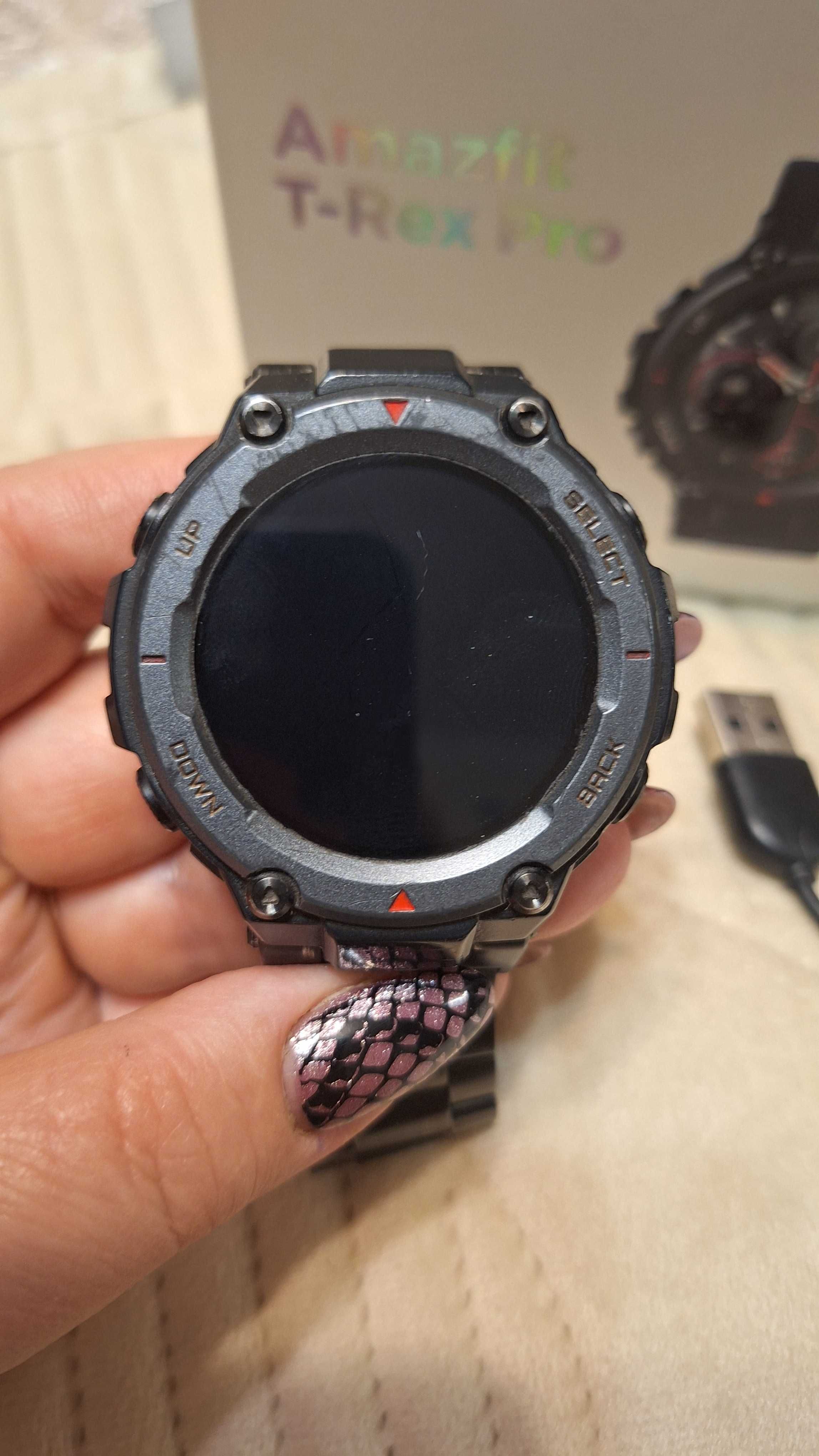 Смарт годинник Amazfit  T-Rex Pro