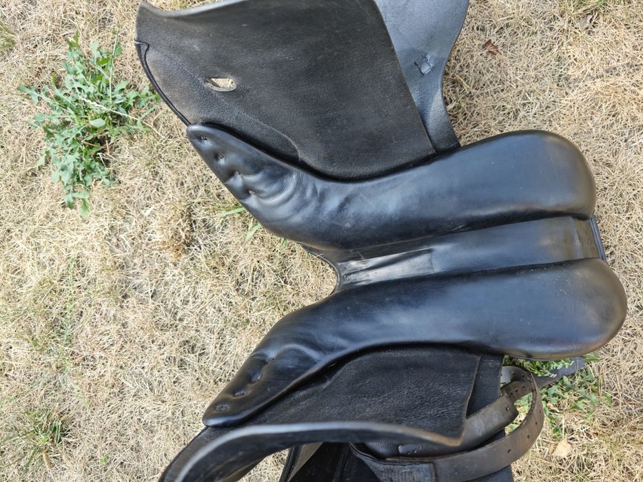 Siodło ujeżdzeniowe Jaguar 17 M