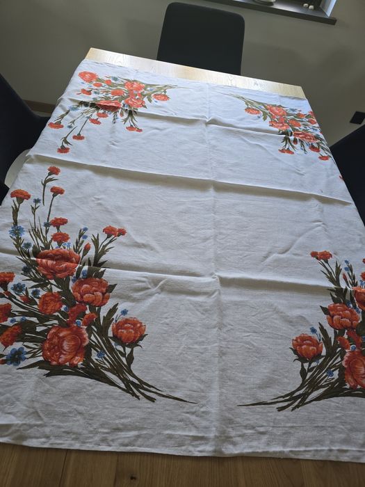 Lniany obrus z Cepelii