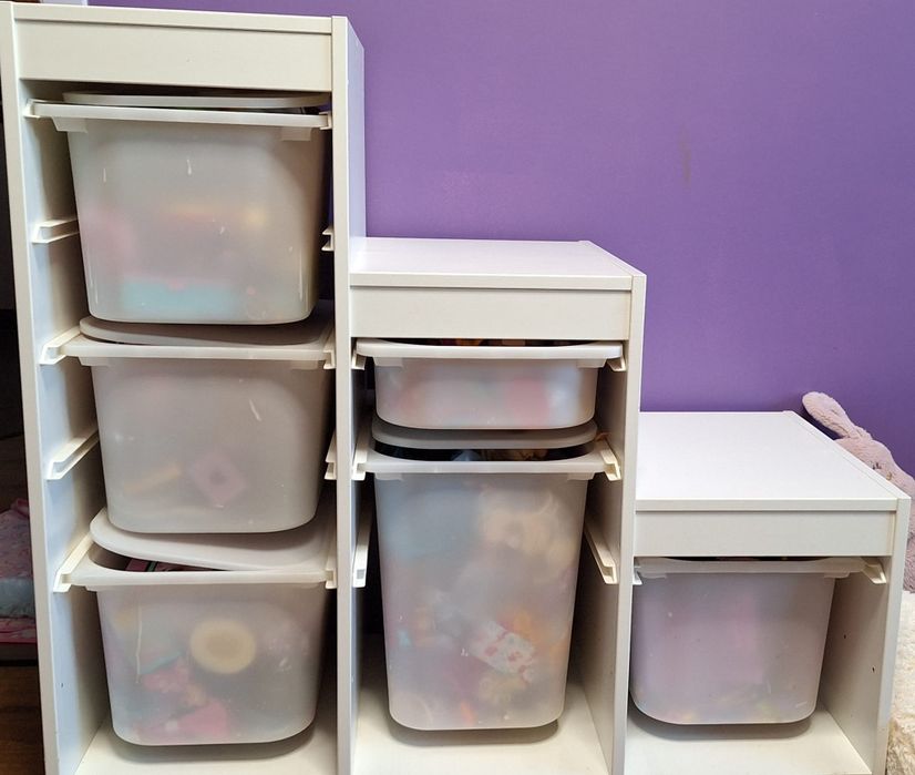 2 regały z pojemnikami TROFAST IKEA