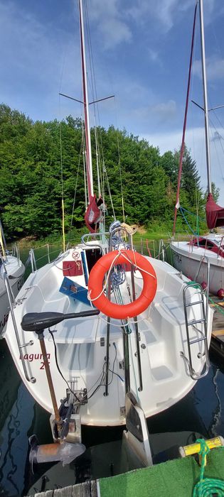 Jacht żaglowy Laguna 25